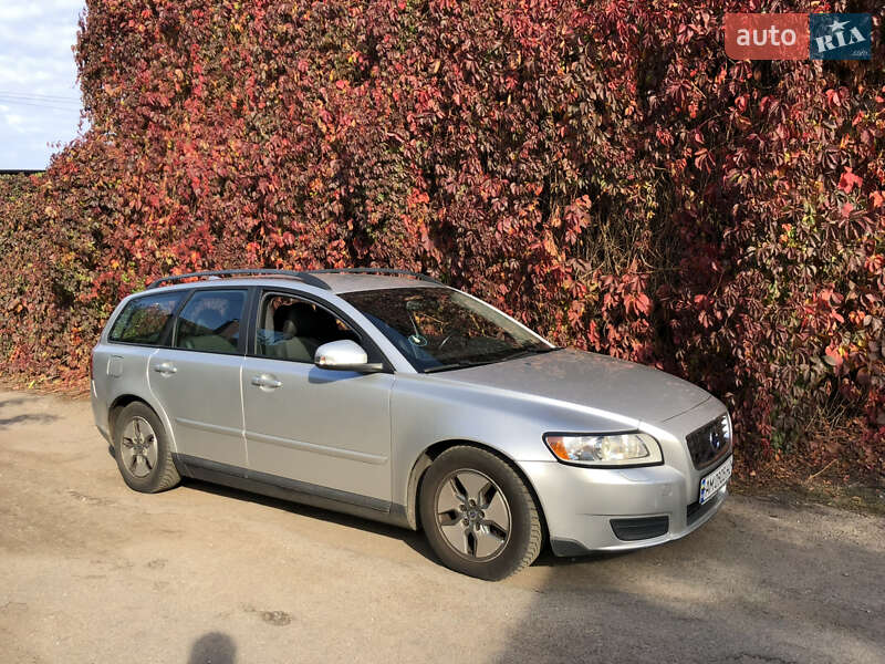 2010 volvo v50