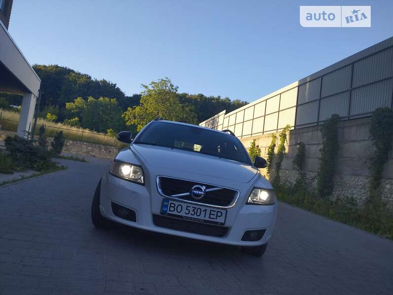 2010 volvo v50