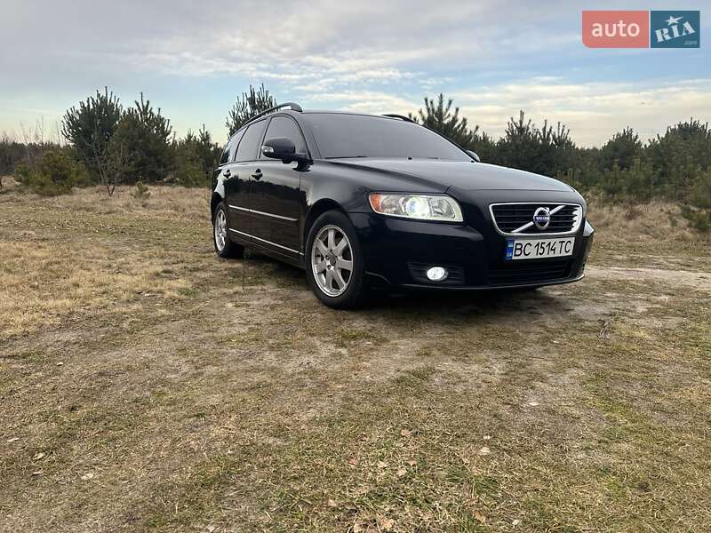 2010 volvo v50