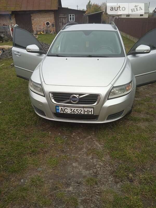 2010 volvo v50