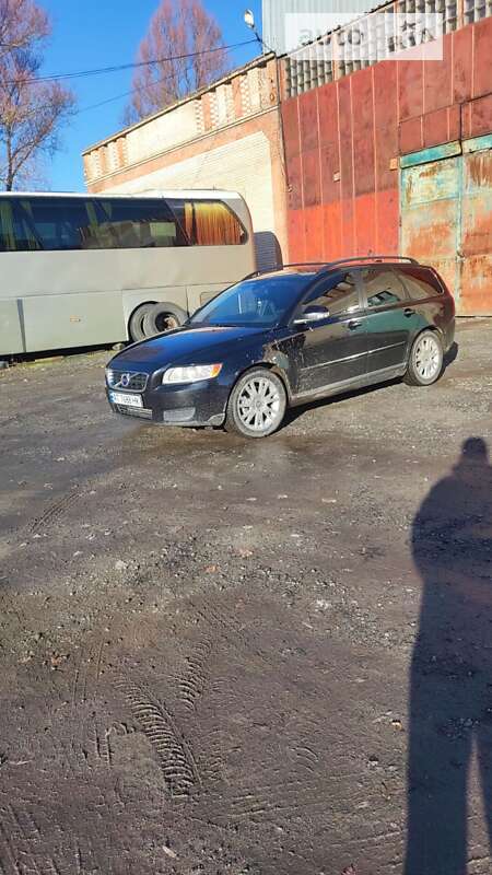 2010 volvo v50