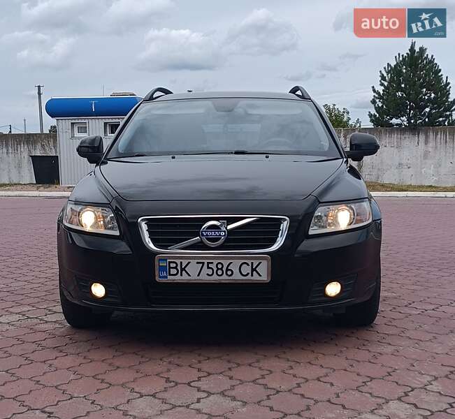 2010 volvo v50