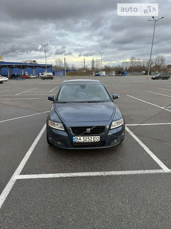 2007 volvo v50