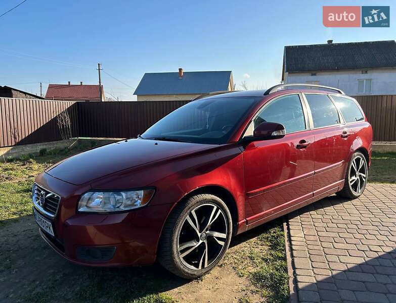 2011 volvo v50