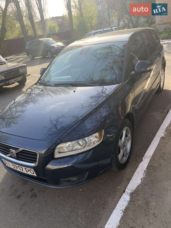 2010 volvo v50
