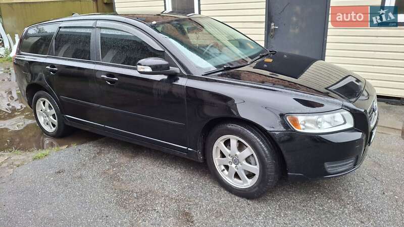 2010 volvo v50