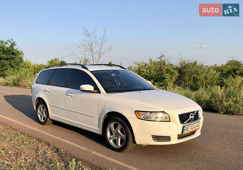 2010 volvo v50