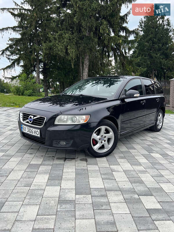 2010 volvo v50