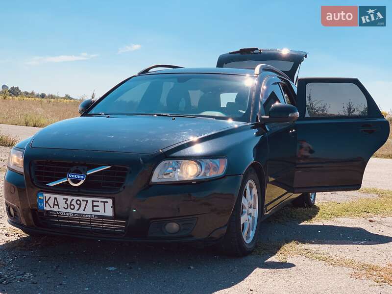 2010 volvo v50