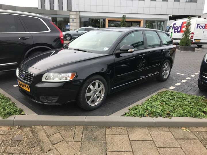 2010 volvo v50