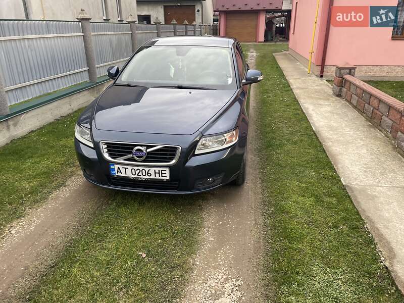 2010 volvo v50