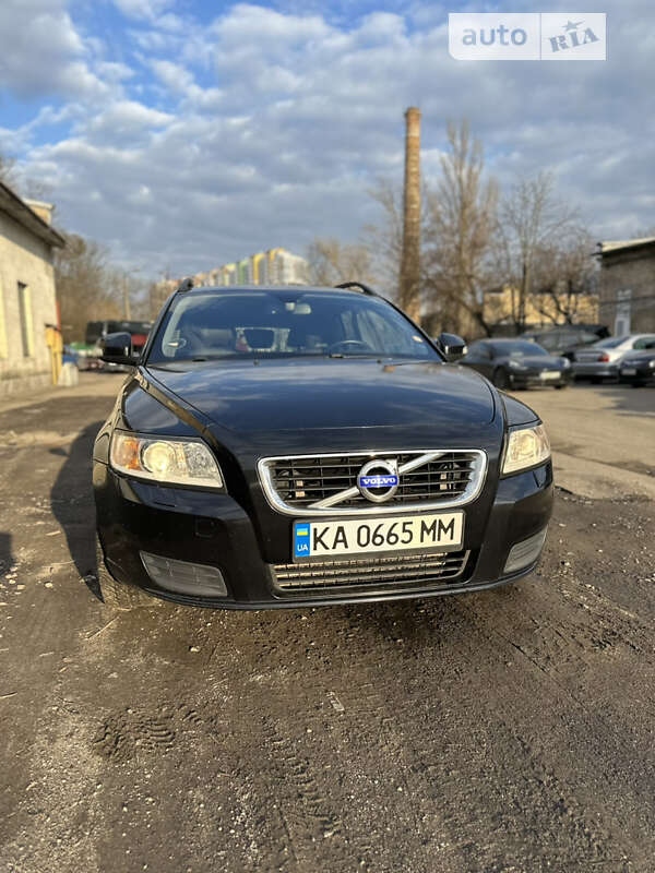 2011 volvo v50