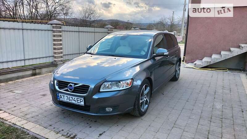 2011 volvo v50