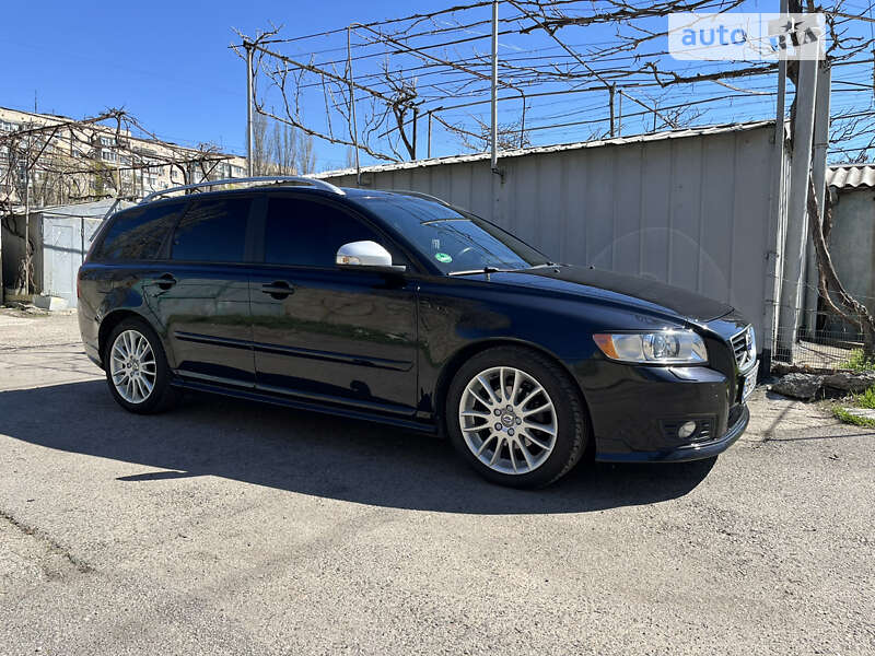 2011 volvo v50