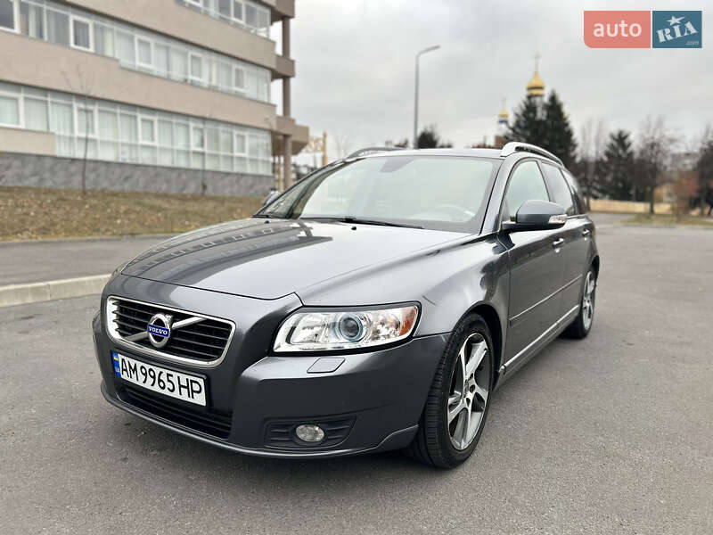 2011 volvo v50