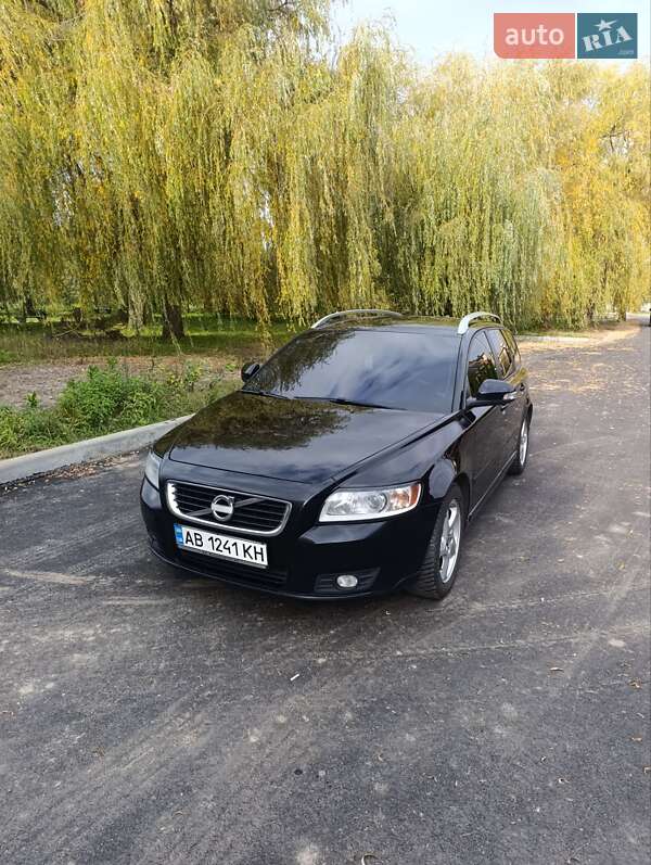 2011 volvo v50