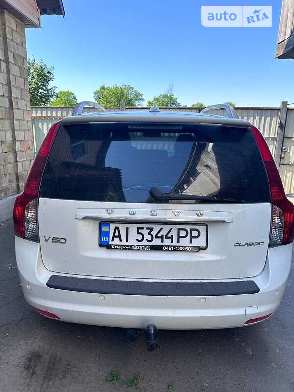 2011 volvo v50