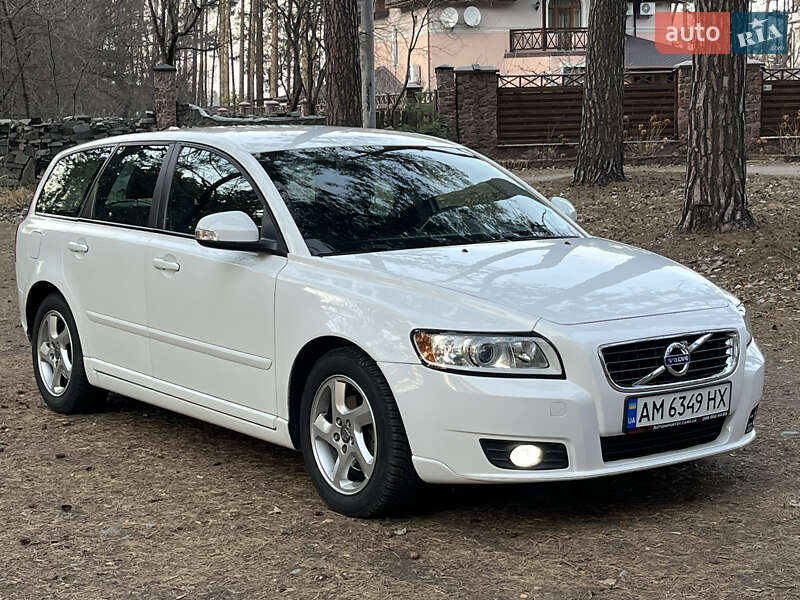 2012 volvo v50