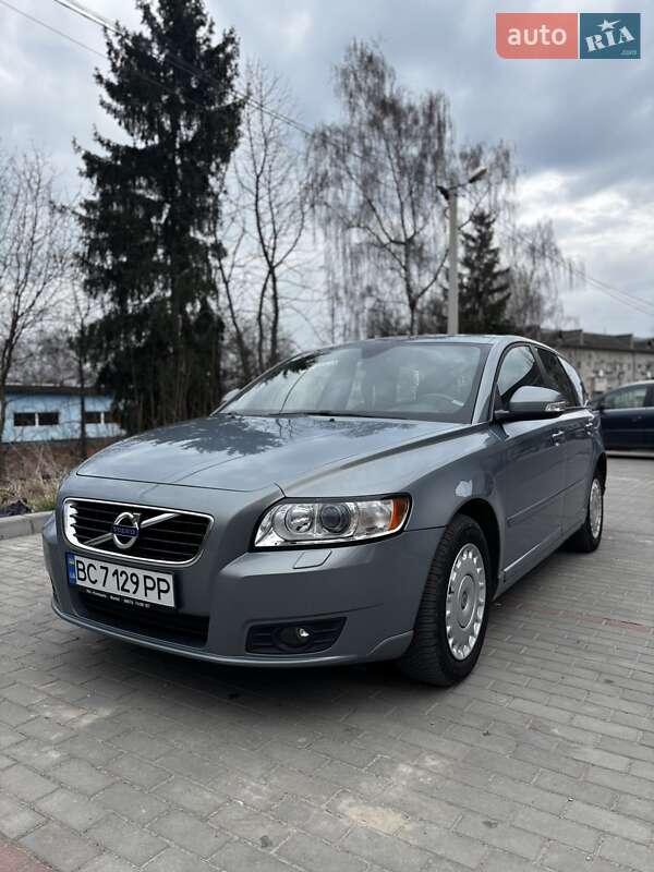 2012 volvo v50