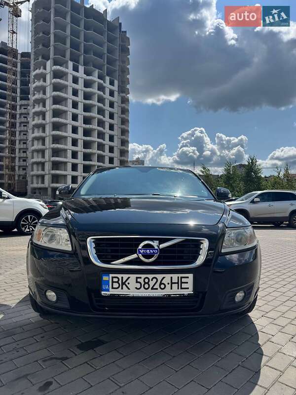 2012 volvo v50
