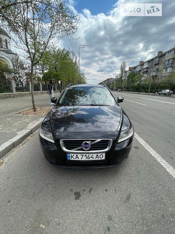 2010 volvo v50