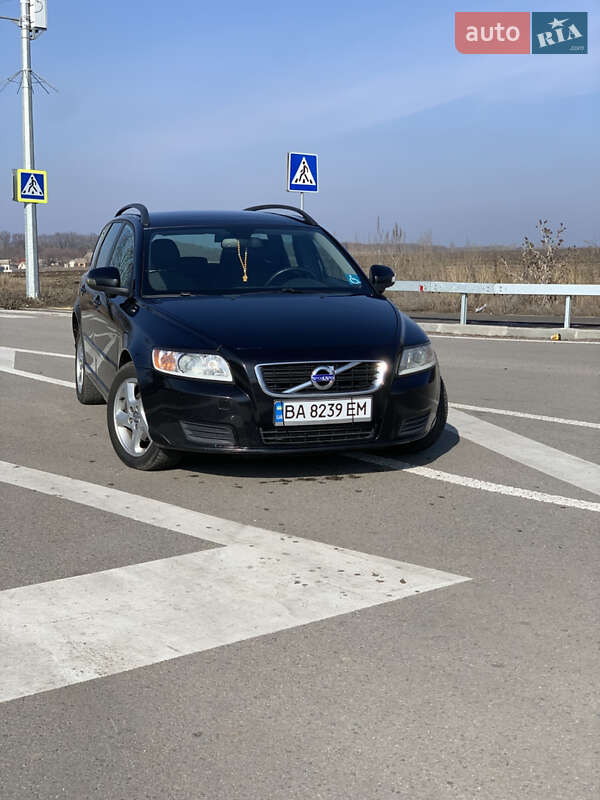 2011 volvo v50