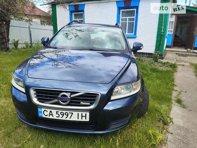 2011 volvo v50