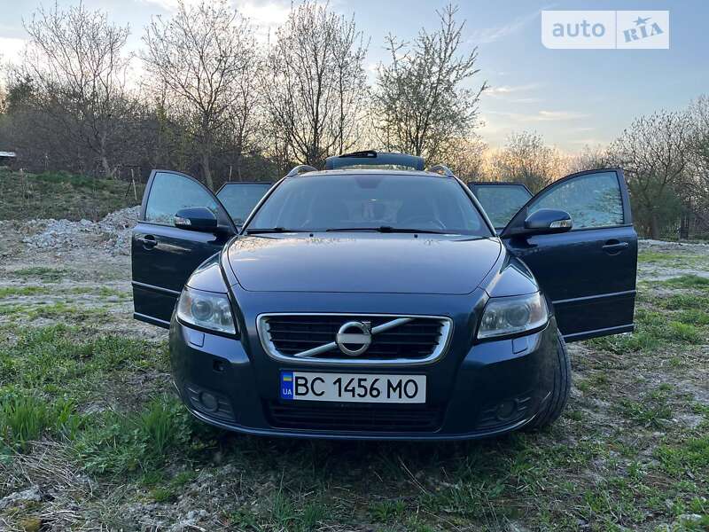 2011 volvo v50