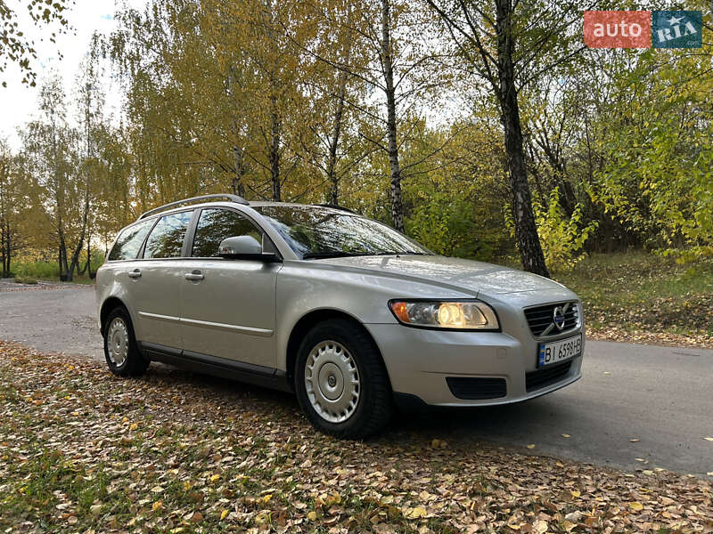 2011 volvo v50