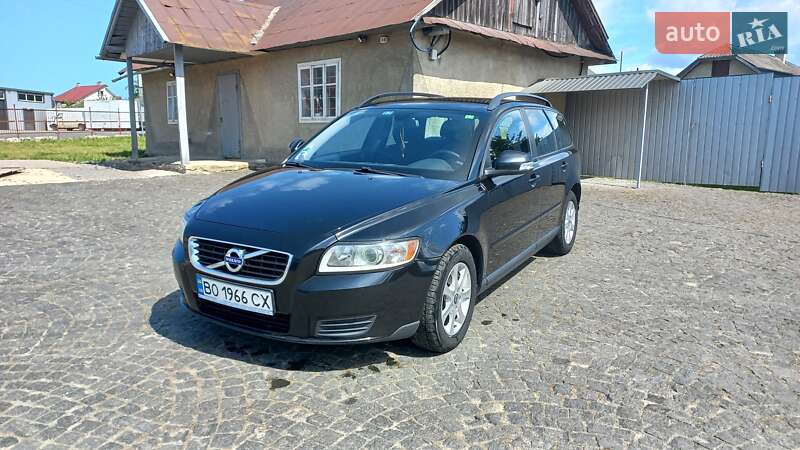 2011 volvo v50