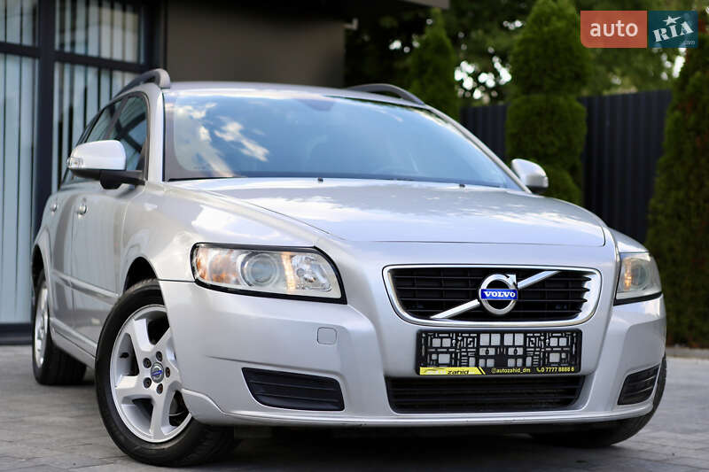 2011 volvo v50