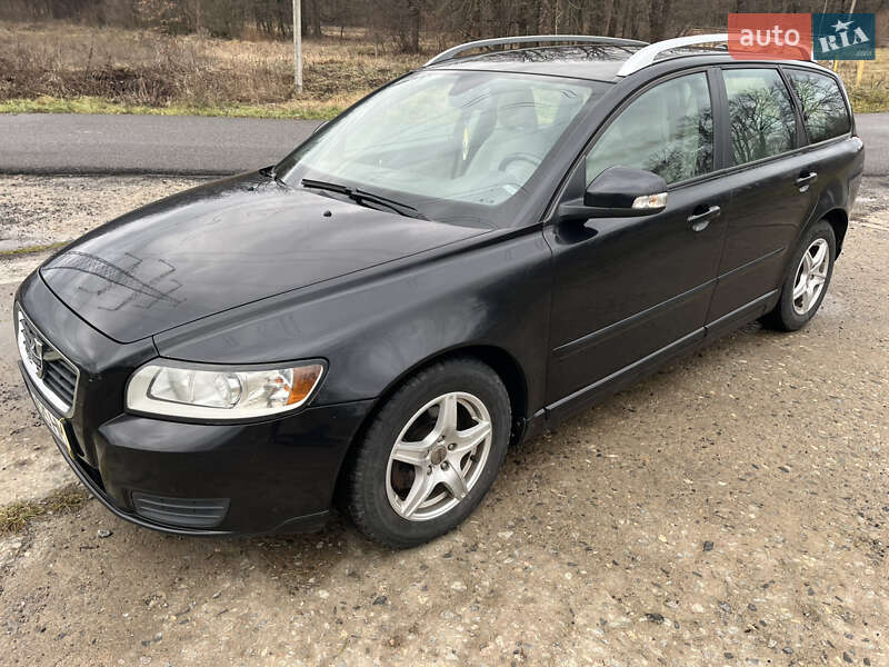2011 volvo v50
