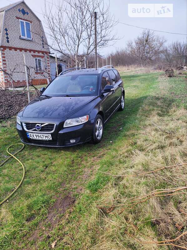 2011 volvo v50
