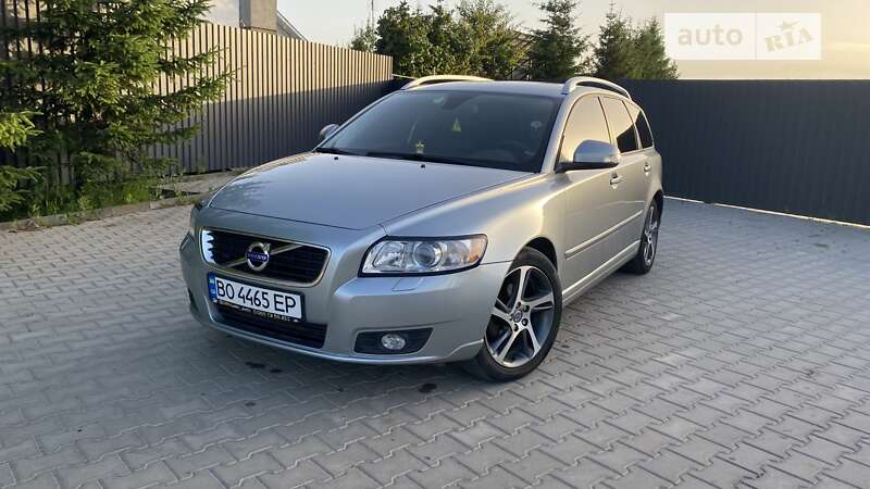 2011 volvo v50
