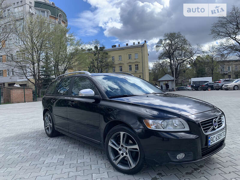 2011 volvo v50