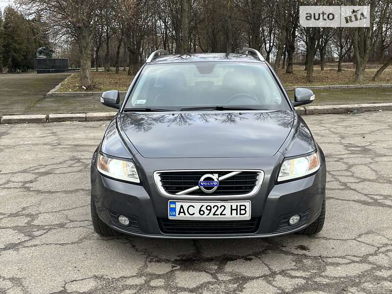 2011 volvo v50