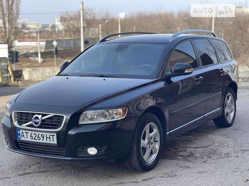 2011 volvo v50