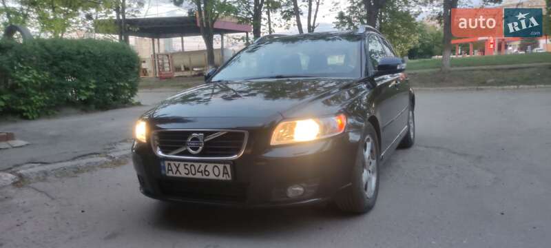 2011 volvo v50