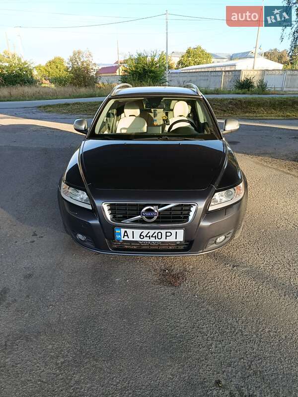 2011 volvo v50