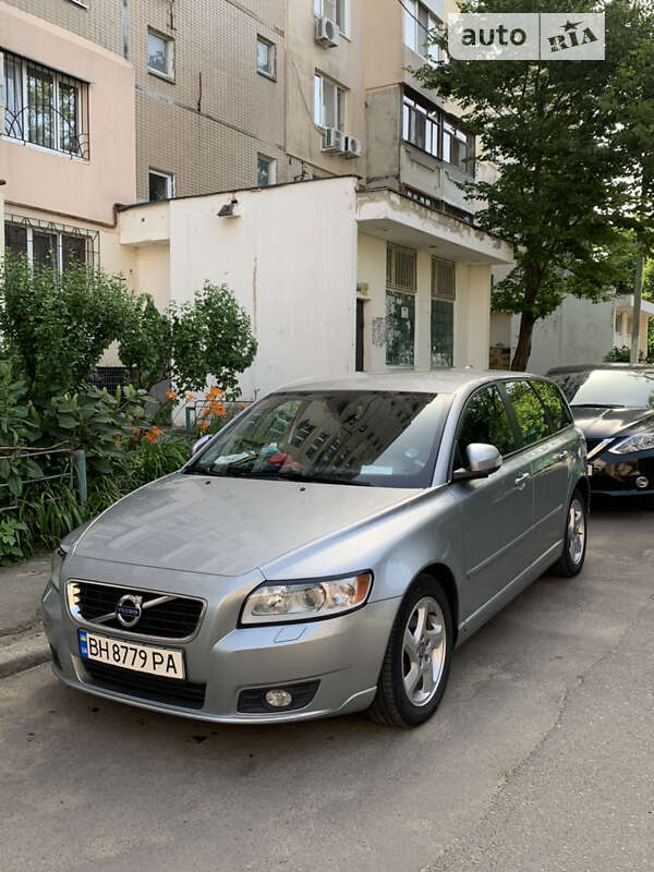 2011 volvo v50
