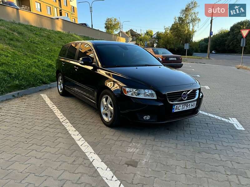 2012 volvo v50