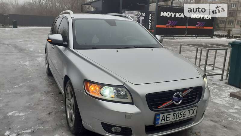 2011 volvo v50