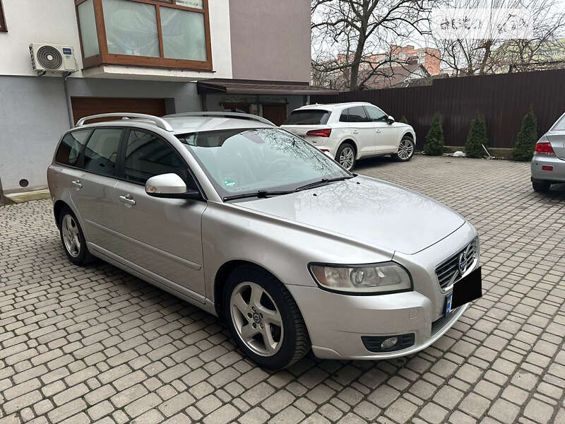 2012 volvo v50