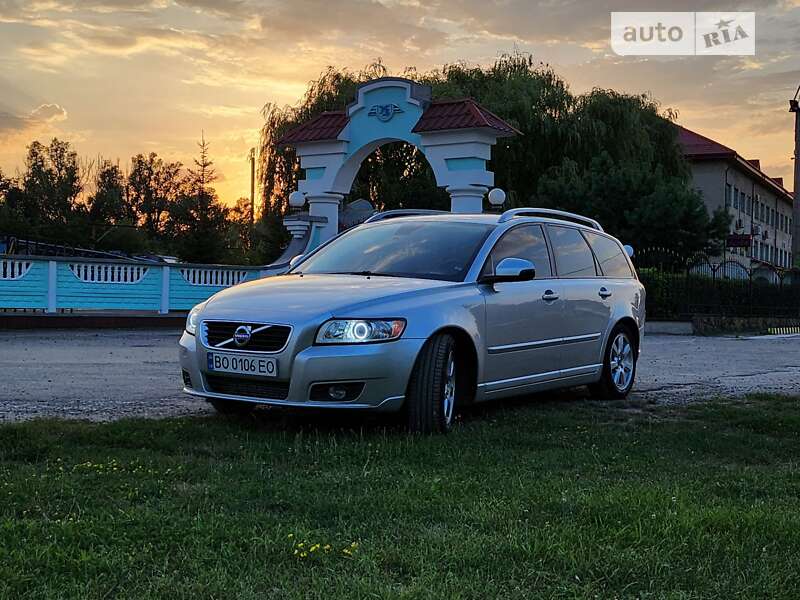 2012 volvo v50