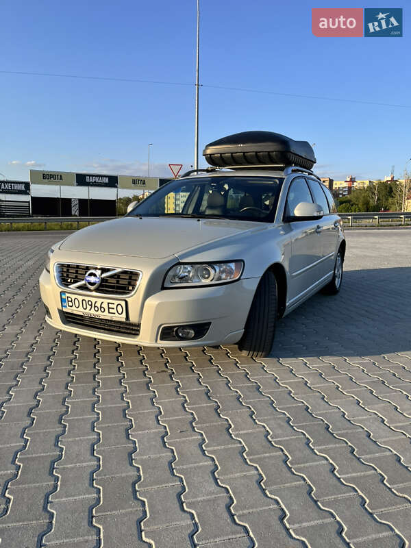 2012 volvo v50