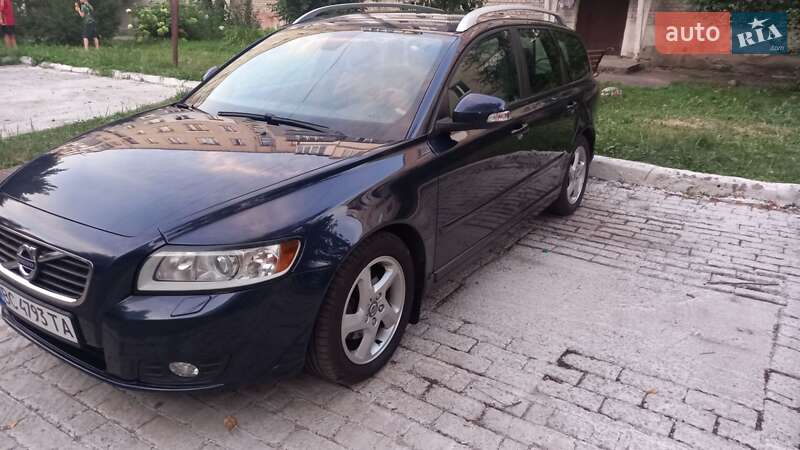 2012 volvo v50