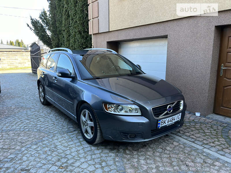 2012 volvo v50