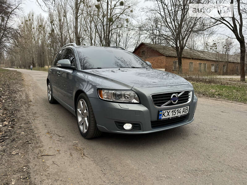 2012 volvo v50