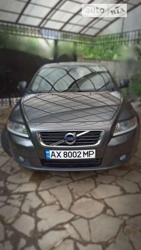 2012 volvo v50