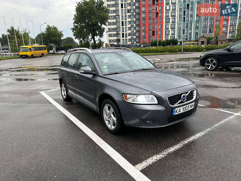 2012 volvo v50
